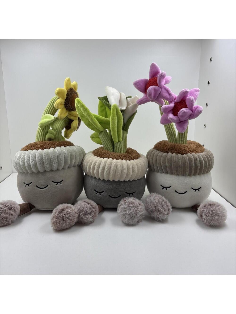 Greenhouse by Russ Potted Plant Flowers Plush Set 3-pack Great Condition.